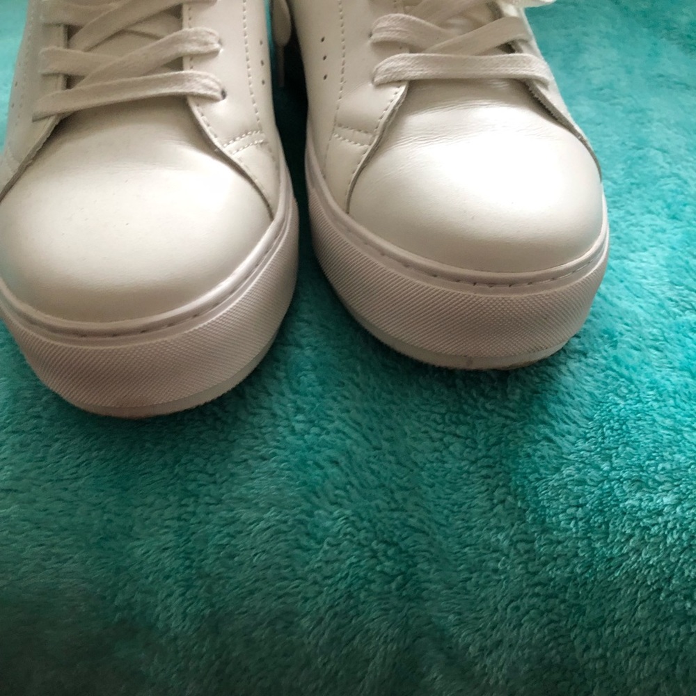 Kurt Geiger - Picture 3 of 6